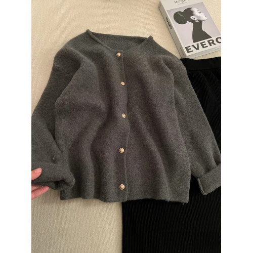 圓領針織衫休閒毛衣女2025春秋新款韓系開衫外穿長袖寬松百搭上衣 圓領針織衫休閒毛衣女2025春秋新款韓系開衫外穿長袖寬松百搭上衣