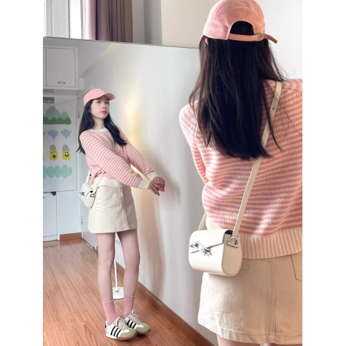 粉色多巴胺減齡毛衣女2025秋季慵懶風時尚氣質上衣寬松短款針織衫 粉色多巴胺減齡毛衣女2025秋季慵懶風時尚氣質上衣寬松短款針織衫