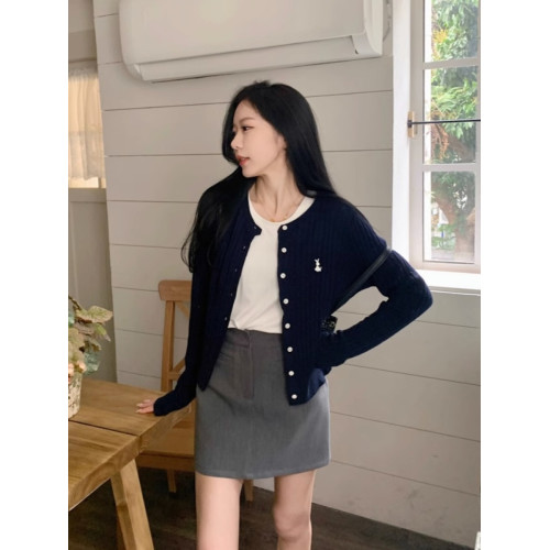 藏藍色刺綉針織開衫女早秋外搭修身顯瘦正肩毛衣外套韓系短款上衣 藏藍色刺綉針織開衫女早秋外搭修身顯瘦正肩毛衣外套韓系短款上衣