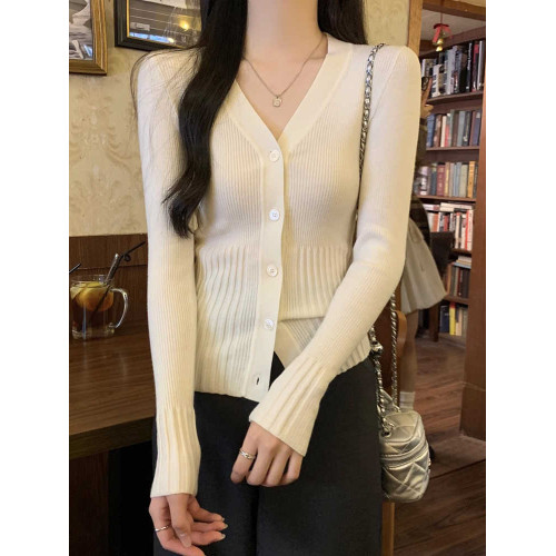 小香風灰色針織開衫女秋冬高級感內搭軟糯親膚毛衣外套v領上衣潮 小香風灰色針織開衫女秋冬高級感內搭軟糯親膚毛衣外套v領上衣潮