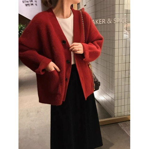 高級感軟糯黑色v領針織開衫女秋冬加厚寬松慵懶毛衣外套上衣外搭 高級感軟糯黑色v領針織開衫女秋冬加厚寬松慵懶毛衣外套上衣外搭