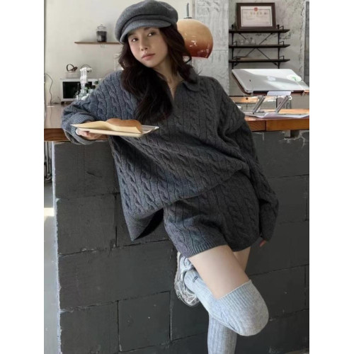 韓系POLO領麻花毛衣短褲兩件套裝女冬寬松慵懶風針織上衣時尚套裝 韓系POLO領麻花毛衣短褲兩件套裝女冬寬松慵懶風針織上衣時尚套裝