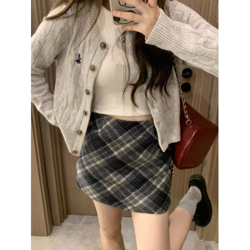 灰色新款韓系粗麻花刺綉針織開衫女2025春秋季學院風短款外套上衣 灰色新款韓系粗麻花刺綉針織開衫女2025春秋季學院風短款外套上衣