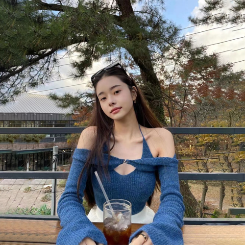 早春秋上衣單身即地獄宋智雅同款一字領克萊因藍毛衣針織衫女 早春秋上衣單身即地獄宋智雅同款一字領克萊因藍毛衣針織衫女