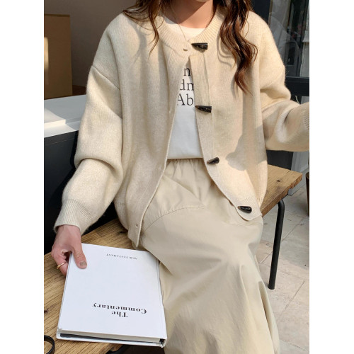 花卡色氣質高級感牛角釦毛衣開衫女秋冬新款韓系寬松百搭針織外套 花卡色氣質高級感牛角釦毛衣開衫女秋冬新款韓系寬松百搭針織外套