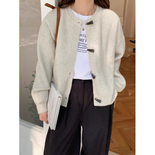 花卡色氣質高級感牛角釦毛衣開衫女秋冬新款韓系寬松百搭針織外套 花卡色氣質高級感牛角釦毛衣開衫女秋冬新款韓系寬松百搭針織外套