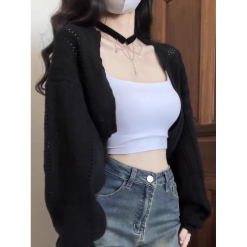 早秋薄款黑色鏤空針織罩衫女慵懶風蝙蝠袖防曬開衫外套外搭小披肩 早秋薄款黑色鏤空針織罩衫女慵懶風蝙蝠袖防曬開衫外套外搭小披肩