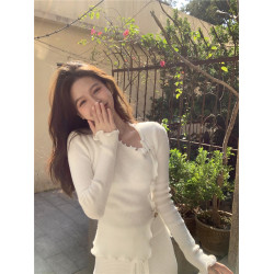 針織衫女裝秋季2025新款別致蝴蝶結側開叉修身氣質顯瘦不規則上衣