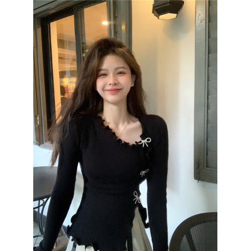 針織衫女裝秋季2025新款別致蝴蝶結側開叉修身氣質顯瘦不規則上衣
