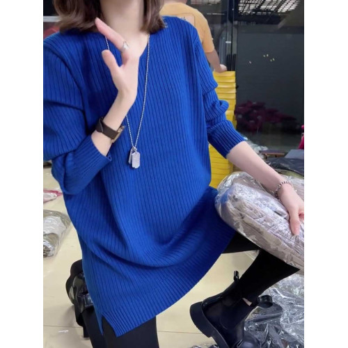 V領中長款遮屁股大版毛衣女秋冬內搭寬松洋氣長版大款針織打底衫