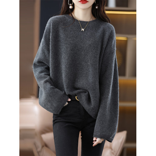 法式高級感落肩圓領毛衣女秋冬內搭仿浣熊絨針織衫打底軟糯上衣厚