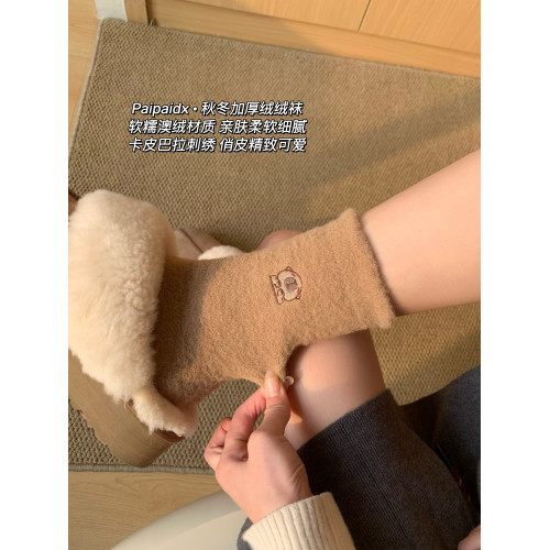 毛絨襪子女款秋冬純棉紗線中筒襪加厚保暖地板襪睡眠月子襪女長襪 毛絨襪子女款秋冬純棉紗線中筒襪加厚保暖地板襪睡眠月子襪女長襪