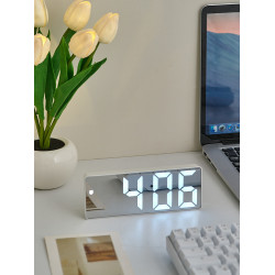 ins風LED時鍾創意電腦桌面學生宿舍電競房辦公室裝飾擺件房間好物