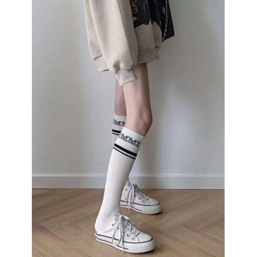 字母條紋小腿襪JK春秋季純棉襪子日系學院風中筒襪瘦腿長襪壓力襪 字母條紋小腿襪JK春秋季純棉襪子日系學院風中筒襪瘦腿長襪壓力襪