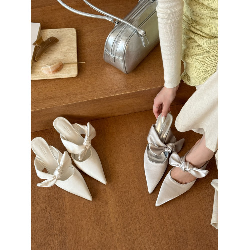 elingstudio 奈白高級!綢緞尖頭蝴蝶結穆勒細高跟鞋女包頭半拖鞋 elingstudio 奈白高級!綢緞尖頭蝴蝶結穆勒細高跟鞋女包頭半拖鞋