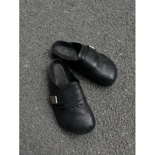 馬皮版包頭穆勒鞋男女同款時尚真皮潮酷風厚底勃肯鞋黑色外穿半拖 馬皮版包頭穆勒鞋男女同款時尚真皮潮酷風厚底勃肯鞋黑色外穿半拖