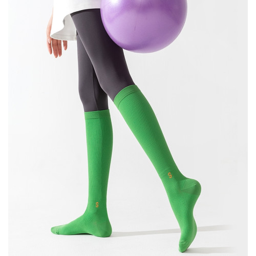 專業肌能運動壓縮襪女跑步跳繩馬拉松飛盤長筒襪子健身小腿壓力襪 專業肌能運動壓縮襪女跑步跳繩馬拉松飛盤長筒襪子健身小腿壓力襪