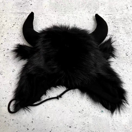 秋冬ins潮人暗黑牛魔王仿皮草護耳帽防風保暖顯臉小牛角毛毛帽 秋冬ins潮人暗黑牛魔王仿皮草護耳帽防風保暖顯臉小牛角毛毛帽