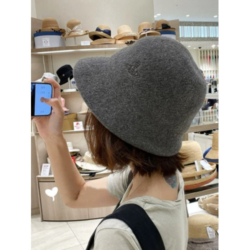 日本西太後漁夫女帽漁夫帽秋冬土星刺綉羊毛帽子復古顯臉小盆帽潮 日本西太後漁夫女帽漁夫帽秋冬土星刺綉羊毛帽子復古顯臉小盆帽潮