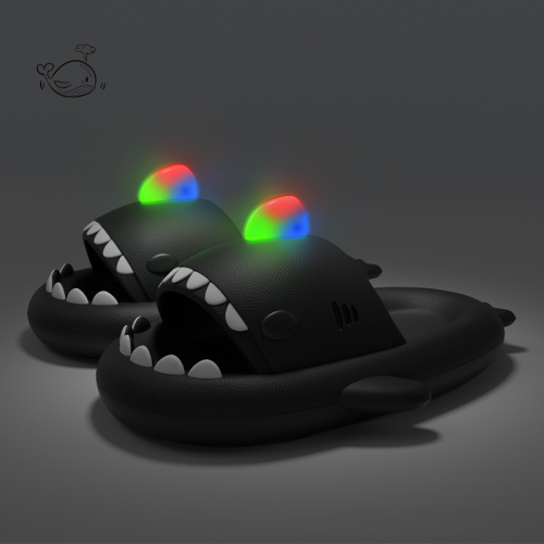 閃光鯊魚拖鞋男女夏季情侶防滑抗菌加厚洗澡沙灘居家可外穿涼拖鞋 閃光鯊魚拖鞋男女夏季情侶防滑抗菌加厚洗澡沙灘居家可外穿涼拖鞋