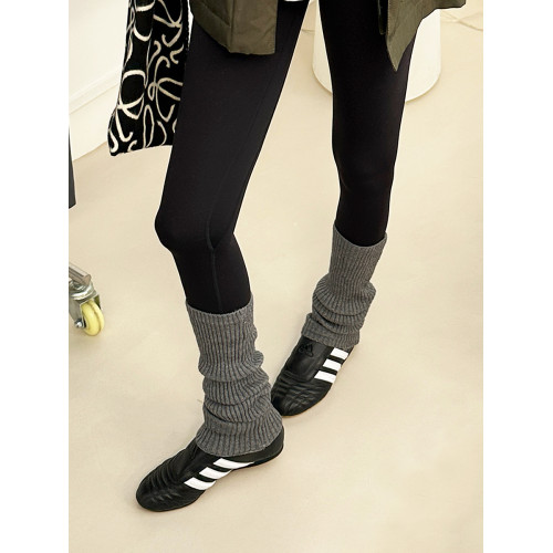 陳姬兒冬季灰色雪地靴堆堆襪保暖護膝襪針織長襪襪套小腿腿套8801