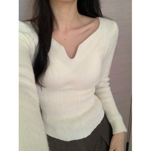 白色保暖內衣女士帶胸墊一體無痕背心女款秋冬可外穿內搭打底上衣 白色保暖內衣女士帶胸墊一體無痕背心女款秋冬可外穿內搭打底上衣