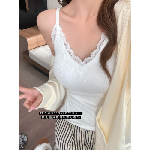 山羊絨自髮熱保暖磨毛背心自帶胸墊蕾絲邊內衣女秋冬加厚吊帶內搭 山羊絨自髮熱保暖磨毛背心自帶胸墊蕾絲邊內衣女秋冬加厚吊帶內搭