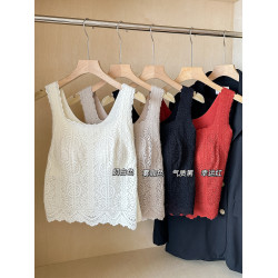 法式蕾絲秋冬吊帶背心女內搭帶胸墊一體式保暖內衣打底上衣顯瘦