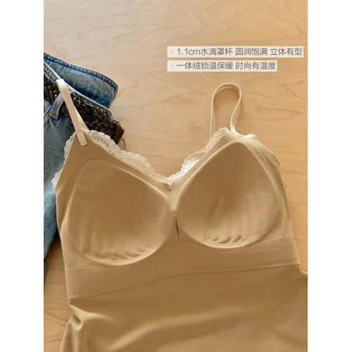 法式性感蕾絲美背吊帶磨毛保暖背心帶胸墊內搭打底上衣可外穿純欲 法式性感蕾絲美背吊帶磨毛保暖背心帶胸墊內搭打底上衣可外穿純欲