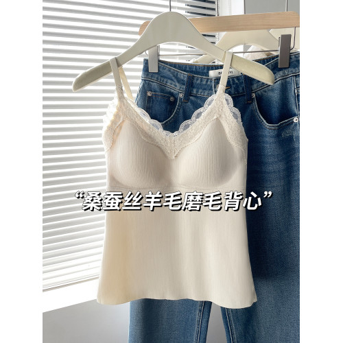 桑蠶絲羊絨保暖內衣女加絨吊帶背心2025秋冬帶胸墊蕾絲內搭打底 桑蠶絲羊絨保暖內衣女加絨吊帶背心2025秋冬帶胸墊蕾絲內搭打底