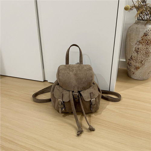 本季 磨砂迷你雙肩包女韓系絨面復古多口袋設計翻蓋抽繩小後背包 本季 磨砂迷你雙肩包女韓系絨面復古多口袋設計翻蓋抽繩小後背包