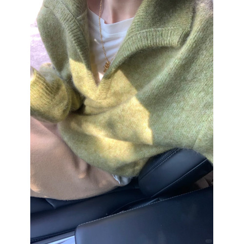 歐貨老錢風綠色v領馬海毛毛衣女秋冬慵懶高級感加厚翻領針織上衣