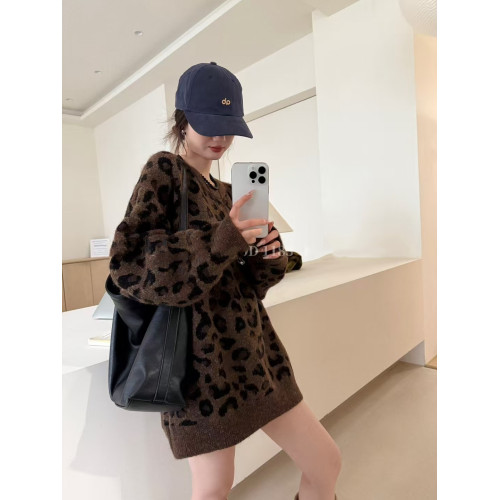 韓版圓領豹紋設計感套頭毛衣女2024秋冬新款寬松慵懶風針織衫上衣