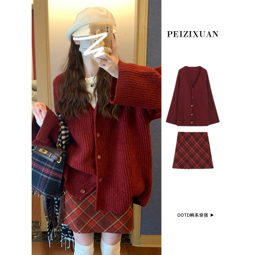 慵懶風過年新年紅色毛衣女秋冬季2025新款小個子加厚針織開衫外套