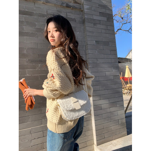 馨幫幫  韓範高級感復古提花圓領毛衣女甜美獨特設計感長袖針織衫