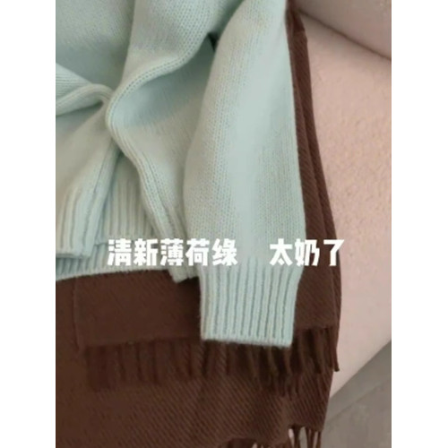 綠色圓領套頭毛衣女秋冬內搭打底衫小個子寬松軟糯打底針織上衣 綠色圓領套頭毛衣女秋冬內搭打底衫小個子寬松軟糯打底針織上衣