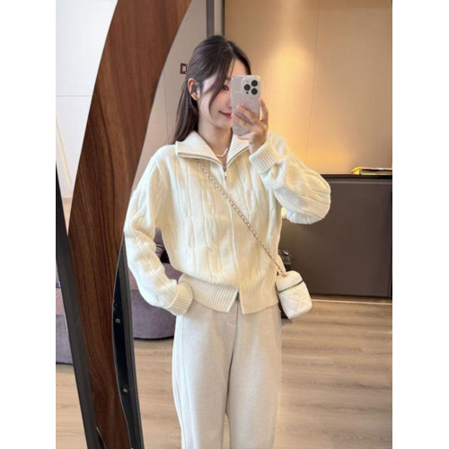 黃色高領麻花雙拉鍊開衫毛衣女秋冬季加厚慵懶風短款翻領針織外套 黃色高領麻花雙拉鍊開衫毛衣女秋冬季加厚慵懶風短款翻領針織外套