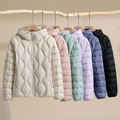 2024年新秋冬大碼輕薄女士羽絨服連帽白鴨絨保暖薄款大碼外套韓版 2024年新秋冬大碼輕薄女士羽絨服連帽白鴨絨保暖薄款大碼外套韓版