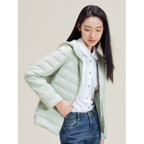 雪中飛2025秋季輕薄羽絨服女韓版連帽短款寬松排骨羽絨休閒外套潮 雪中飛2025秋季輕薄羽絨服女韓版連帽短款寬松排骨羽絨休閒外套潮