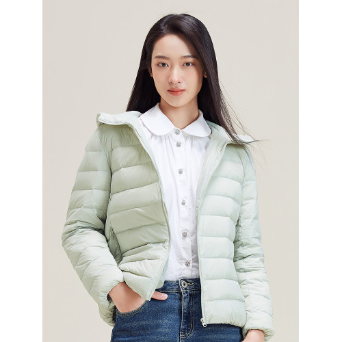 雪中飛2025秋季輕薄羽絨服女韓版連帽短款寬松排骨羽絨休閒外套潮 雪中飛2025秋季輕薄羽絨服女韓版連帽短款寬松排骨羽絨休閒外套潮