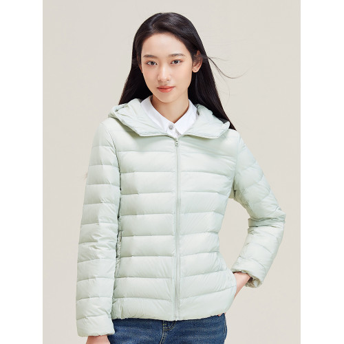 雪中飛2025秋季輕薄羽絨服女韓版連帽短款寬松排骨羽絨休閒外套潮 雪中飛2025秋季輕薄羽絨服女韓版連帽短款寬松排骨羽絨休閒外套潮