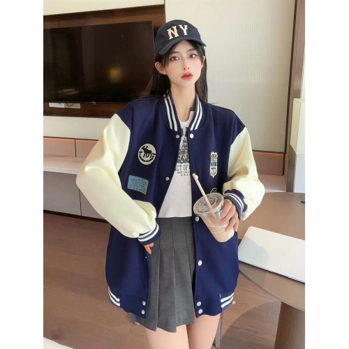 街頭棒球服外套女春秋休閒夾克美式今年流行獨特2025超好看短上衣 街頭棒球服外套女春秋休閒夾克美式今年流行獨特2025超好看短上衣