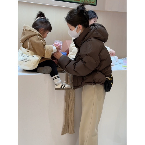 短款連帽羽絨服女冬季新款2025爆款白鴨絨加厚超好看麵包服外套 短款連帽羽絨服女冬季新款2025爆款白鴨絨加厚超好看麵包服外套