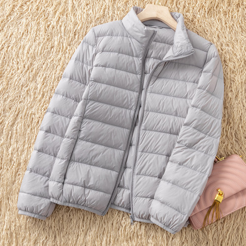 優質輕薄羽絨服女春秋新款白鴨絨立領短款薄款大碼修身媽媽外套 優質輕薄羽絨服女春秋新款白鴨絨立領短款薄款大碼修身媽媽外套