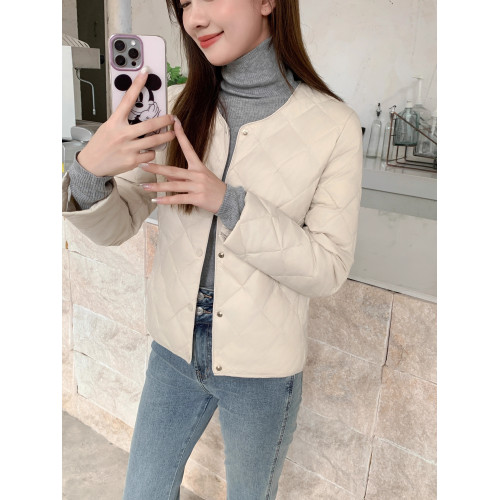 羽絨內膽女冬新款修身輕薄保暖內穿圓領羽絨服短款內搭V領配大衣 羽絨內膽女冬新款修身輕薄保暖內穿圓領羽絨服短款內搭V領配大衣