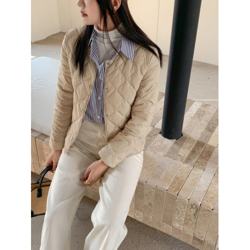 羽絨內膽女冬新款修身輕薄保暖內穿圓領羽絨服短款內搭V領配大衣 羽絨內膽女冬新款修身輕薄保暖內穿圓領羽絨服短款內搭V領配大衣