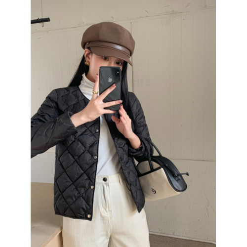 羽絨內膽女冬新款修身輕薄保暖內穿圓領羽絨服短款內搭V領配大衣 羽絨內膽女冬新款修身輕薄保暖內穿圓領羽絨服短款內搭V領配大衣