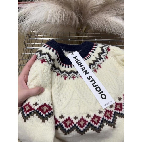 慵懶白色費爾島毛衣女秋冬加厚寬松高級感可外穿內搭套頭針織上衣