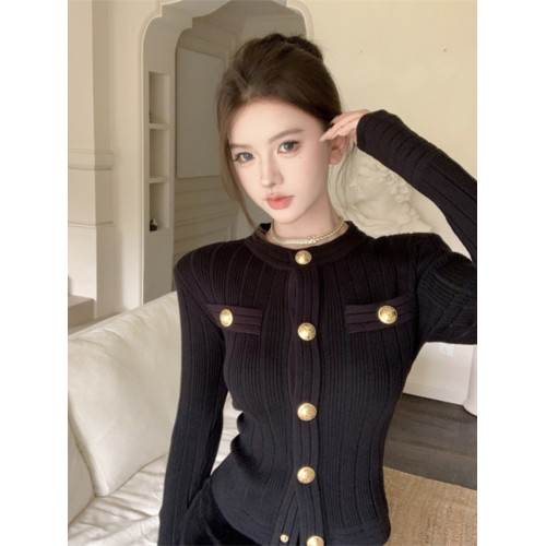 法式小香風高級感毛衣女春秋氣質短款針織開衫外套修身打底衫內搭 法式小香風高級感毛衣女春秋氣質短款針織開衫外套修身打底衫內搭