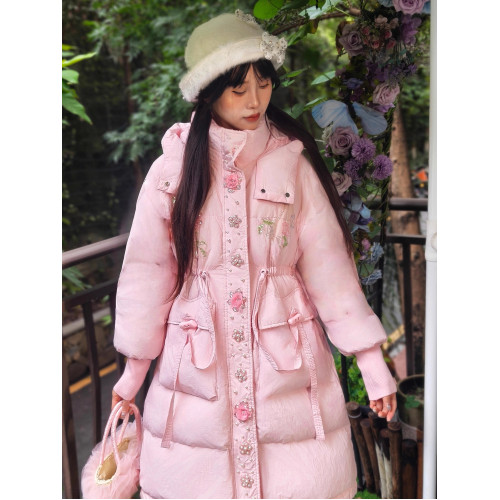 高級 不撞衣 手工粉嫩亮片串珠立體花朵加厚加厚白鴨絨外套羽絨服 高級 不撞衣 手工粉嫩亮片串珠立體花朵加厚加厚白鴨絨外套羽絨服